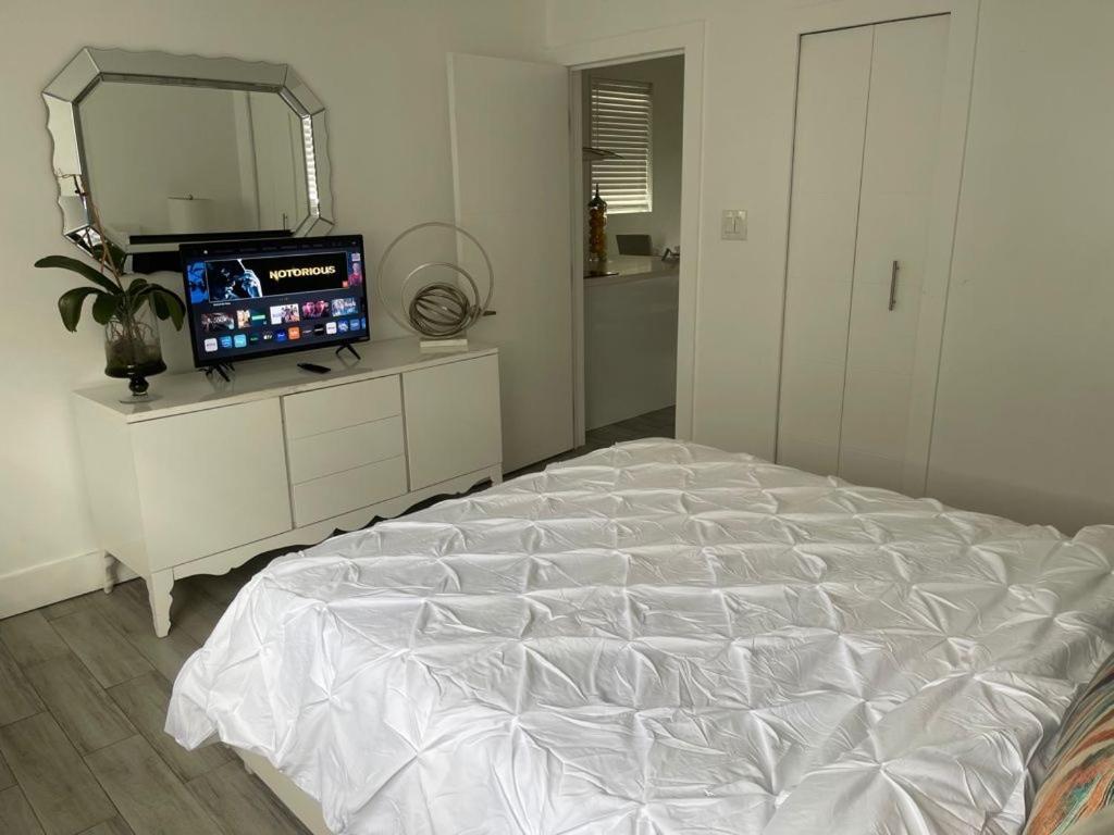Modern & New,Excellent Location Miami Apartment ภายนอก รูปภาพ